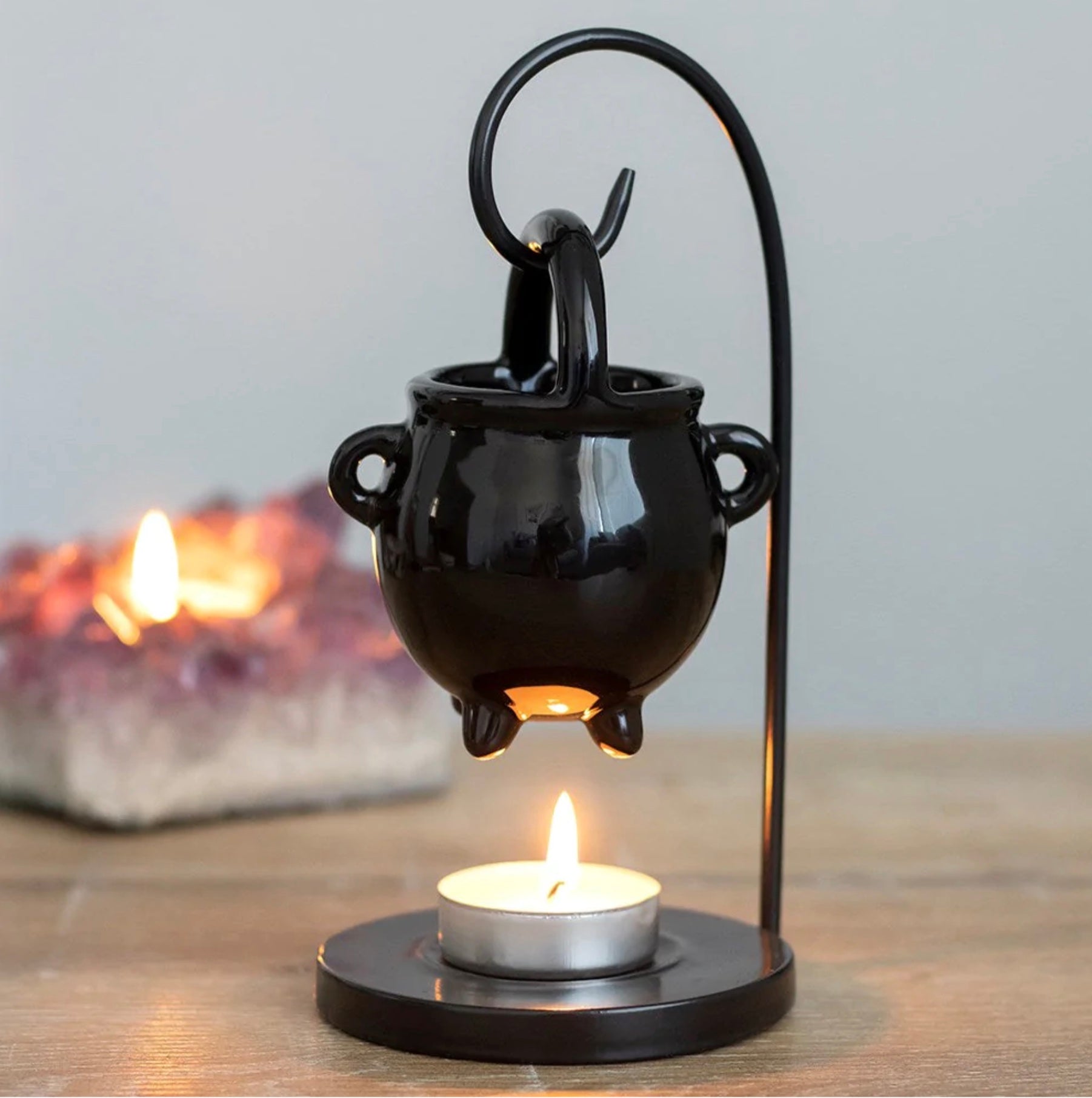 hanging witch's cauldron | oil and wax warmer
